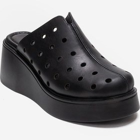 Resim Luvishoes Nıves Siyah Hakiki Deri Delikli Kadın Dolgu Topuklu Terlik 