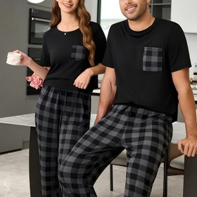 Resim Erkekler veya kadınlar için tek set baskılı yuvarlak yaka kısa kollu üst ve ekose pantolon pijama 