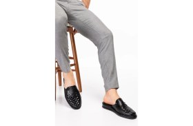 Resim Akgün Erkek Örgü Deri Ev Terliği 