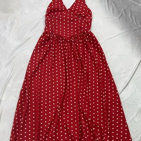 Resim Kadınlar için Şık Halter Yaka Puantiyeli Sırt Dekolteli Elbise, %100 Polyester A-Line Salıncak Elbise, Tüm Sezon Hafif Dokuma Kumaş, 100g/m² - Yetişkinler için Mükemmel 