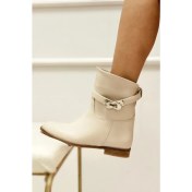 Resim Nil Shoes Joy Bej Cilt Toka Detaylı Düz Bootie 