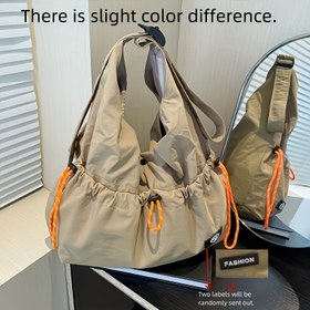 Resim Kadınlar için Hafif Büyük Kapasiteli Çapraz Çanta - Bej / Turuncu Aksesuar, Ayarlanabilir İplik Askı, Snap Kapatma, Dayanıklı Naylon Sırt Çantası, Günlük, Seyahat, İş, Spor - Minimalist Japon Rahat Çanta, Çapraz Çanta, İş Çantası, Modern Aksesuar, Sağlam Yapı, Geniş Çanta, Günlük Seyahatçiler, Seyahat Çantası, Şık Tasarım, Yüksek Kaliteli Kumaş, Ofis Kadınları 
