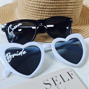 Resim 1 Adet Gelin & Damat Kalp Şeklinde Moda Gözlükleri - Beyaz & Siyah Düğün Partisi Fotoğraf Aksesuarları, Plastik Çerçevesiz Damat ve Gelin Senaryo Aksesuarları, Bekarlığa Veda Partileri, Erkekler Geceleri, Düğün Süslemeleri, Kalpli Lensler, Eğlenceli Düğün Giyimi 