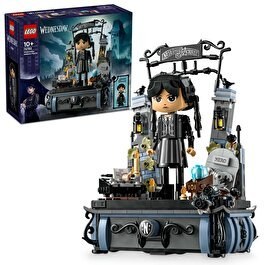 Resim LEGO Wednesday Addams Figürü 76780 