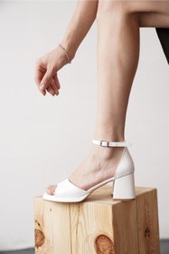 Resim Lizzu Kadın Kısa Platform Kalın Topuklu Ayakkabı Matilda Beyaz Cilt 