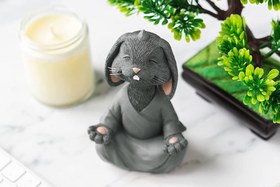 Resim YOGA YAPAN TAVŞAN BİBLO, GRİ 