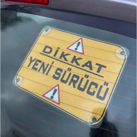 Resim Exbuy Sarı Zemin Siyah Renk Dikkat Yeni Sürücü Yazılı Acemi Sürücü Araba Vantuzlu Cam Süsü Oto Aksesuar 
