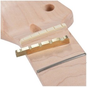 Resim Vkemall 5 Tel Elektro Bas Gitarı Bakır Nut, 45x3.5x6-5mm, Altın Parlaklık, Ses Kalitesini Artırır, Keskin Testere Ile Ahşap İşleme 