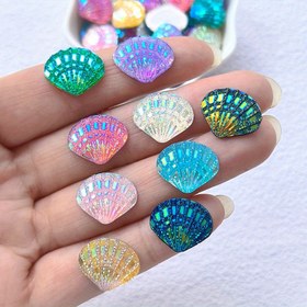 Resim 35 adet Karışık Renkli Parlak Kabuk Şekilli Reçine, 1.5*1.8cm Düz Arka Scrapbook, Ev Dekorasyonu için DIY Süsler, El Yapımı ve Plaj Partisi Dekorasyonu 