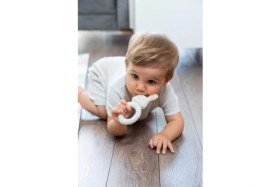 Resim Storemax Hubble Bebek Diş Kaşıyıcı ve Oyuncak - Tavşan Halkalı Şekilli Dişlik (%100 Doğal Kauçuk) 