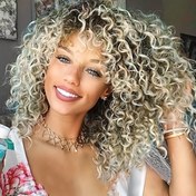 Resim Afro Kıvırcık Dalgalı Peruk Kadınlar için Perçemli, Isıya Dayanıklı Sentetik Elyaf, Kıvırcık Dokulu, Gül Şapka, Günlük Kullanım için Mükemmel 