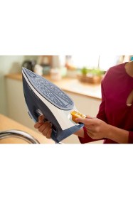 Resim Philips Azur 2800 Watt 250 gr Şok Buharlı Ütü 