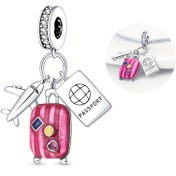 Resim 1 adet Seyahat Temalı Anahtarlık, Uçak ve Bagaj Kolye ile - Pembe ve Beyaz Emaye, DIY Bilezikler, Kolyeler, Anahtarlık için İdeal - Kadınlar, Doğum Günleri, Partiler, Festivaller, Seyahat Aksesuarları için Mükemmel Hediye 