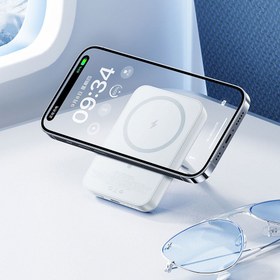 Resim Benks MP09 M-safe Magnetik Standlı İnce Tasarımlı Powerbank 6000mAh - Mavi 