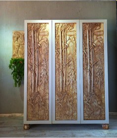 Resim Ormanın Kalbi Orman Detaylı 3 Kapaklı Ahşap Oyma Gardırop 