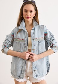 Resim Olalook Kadın Açık Mavi Ön Arka Çiçek Nakış Detaylı Yıkanmış Denim Ceket CKT-19000521 