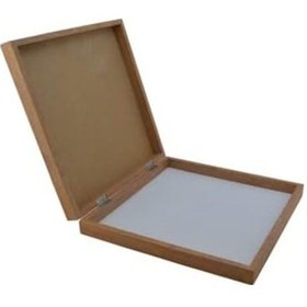Resim Orta Boy Metal İngiliz Satranç Takımı Antik Ve Rustik Desenli Sandıklı Mdf Tahtası 36x36x6 Cm. 