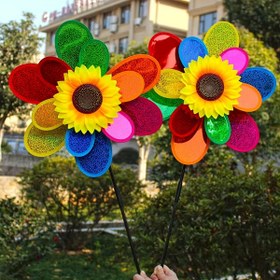 Resim Çift Katmanlı, Işık saçan Güneş Çiçeği Rüzgâr Değirmenleri - Bahçeler ve Avlular için Dış Mekân El Oyuncakları - İlkbahar Çıkışları ve Kutlamaları için Mükemmel - Dayanıklı PET Malzemesiyle Yapılmıştır 