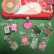 Resim Toz Tıpası ile 9 Adet for Kindle Charms - for Kindle Paperwhite 2021, Type-C Şarj Portları ile Uyumlu, Telefon Kolye Hediyeleri, Okuyucular için Dekoratif & Pratik Kitap Aksesuarları, Eğlenceli Tasarım, Kitap Severler için İdeal Noel Hediyesi, for Kindle Aksesuarları, Kitap Aşığı Hediyeleri, Oyunbaz Tasarım, Dayanıklı Charms 