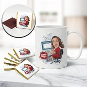 Resim Bilgisayar Aşığı Kadın Karikatürlü Kupa ve Çikolata 