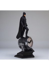 Resim Batman - Kara Şövalye Figür 30 Cm 