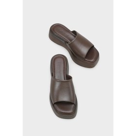 Resim Capone Outfitters Rachael Hakiki Deri Dolgu Topuk Kadın Terlik 