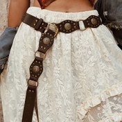 Resim 1 adet Kadın Kemer, Moda Retro Perçinli Etnik Tarz Kemer, 8 Parça Çok Yönlü Elbise, Ceket, Bel Sıkılaştırıcı Gömlek, Kazak Süsleme Kemer 