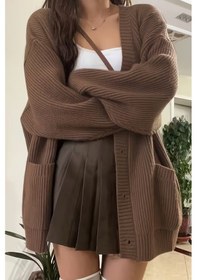 Resim Kadın Oversize Cepli Düğmeli V Yaka Triko Hırka Kahverengi 