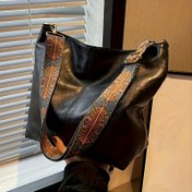 Resim Bohem tarzı büyük kapasiteli kadın omuz çantası, vintage geniş askılı çapraz vücut çantası, rahat yolcu çantası - Siyah, karmaşık işlemeli, fermuarlı kapanış, polyester astar, messenger çanta|Bohem aksesuarı|Zipli kapanış, büyük omuz çantası 