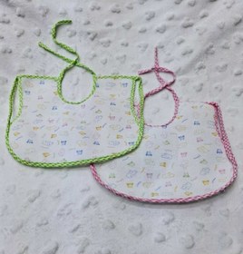 Resim BERKAY Sundan Pamuklu Bebek Mama Önlüğü Arkası Naylon 2 Adet 25x30 Koldan Geçmeli 