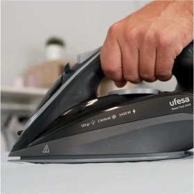Resim Steam Tech 2400 2400 W Buharlı Ütü, Maksimum 120 G ve 0-30 G/dk. Sürekli Buhar Püskürtme 