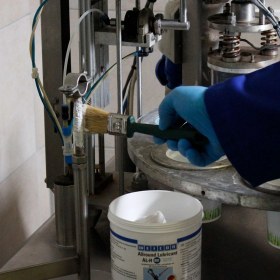 Resim Weicon AL-H Yüksek Performanslı Yağ 0,4 kg, sarımsı, şeffaf 