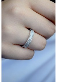 Resim 1.68 Ct. Modern Tasarım Tamtur Baget Pırlanta Yüzük 