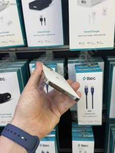 A.y TechnologyMağaza resmi
