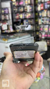 İzel İleti̇şi̇mMağaza resmi