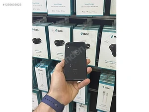 A.y TechnologyMağaza resmi