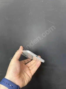A.y TechnologyMağaza resmi