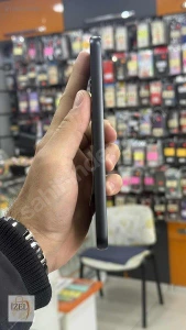 İzel İleti̇şi̇mMağaza resmi